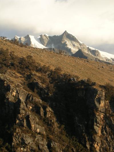 Vallunaraju