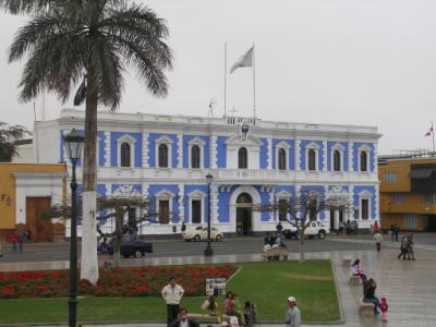 Sur la Plaza de Armas